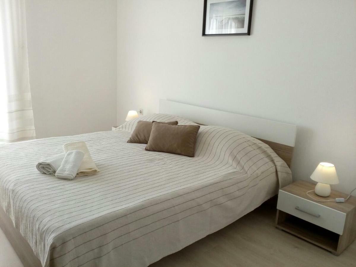 Koromačno Apartman Knapic מראה חיצוני תמונה