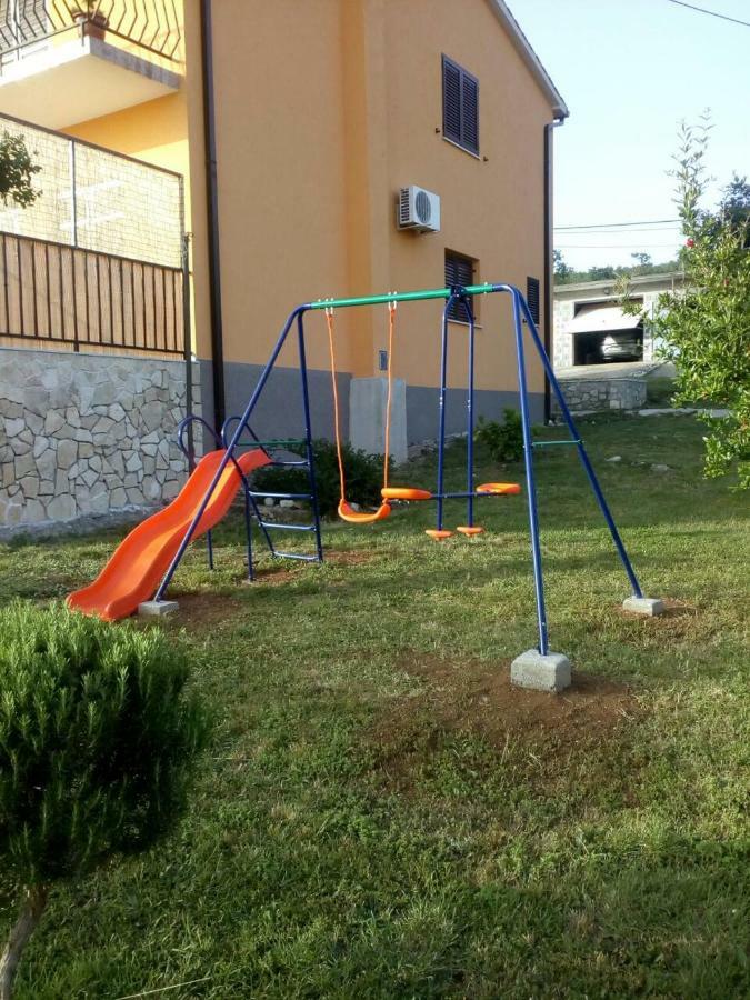 Koromačno Apartman Knapic מראה חיצוני תמונה