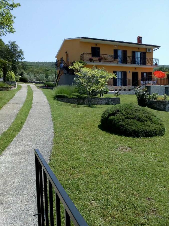Koromačno Apartman Knapic מראה חיצוני תמונה